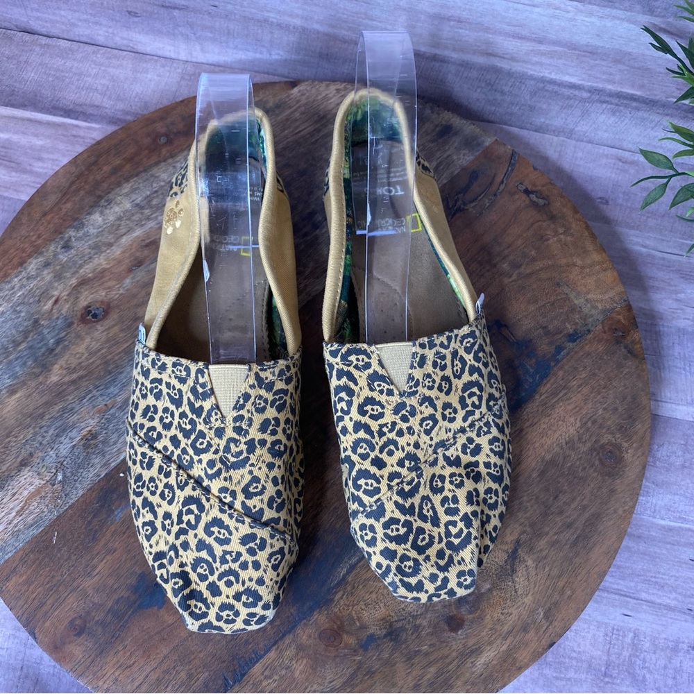 Toms National Geographic Classic Cheetah Slip ons - Size: W8 - Picture 6 of 8
